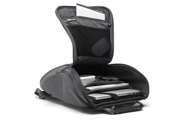 Booq Cobra Squeeze nerdvana