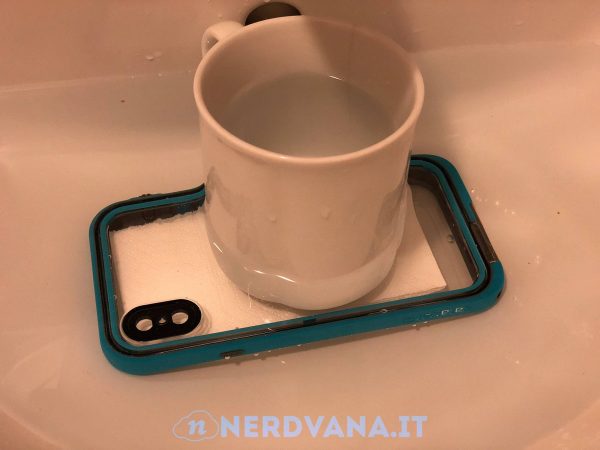 Catalyst Waterproof Case per iPhone X nerdvana